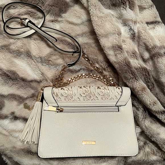Aldo White Crossbody Purse with Gold details - Picture 2 of 3
